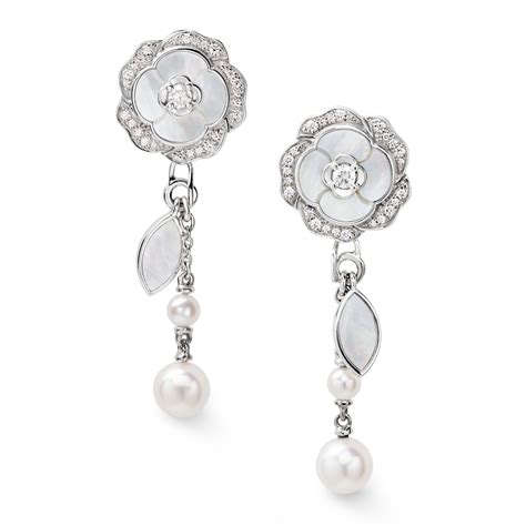 The Camélia Earrings 